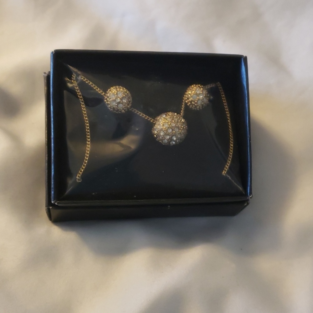 AVON JEWELRY